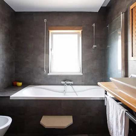 Ferrel Surf House * Ferrel (Leiria)