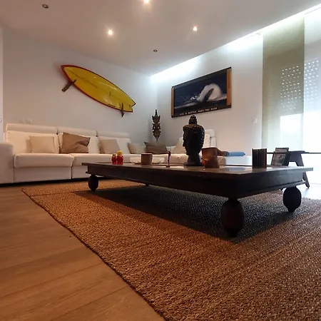 Ferrel Surf House *